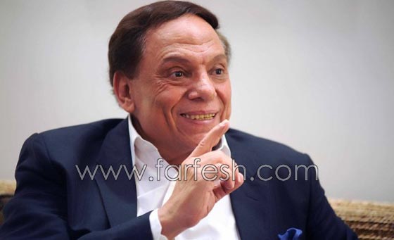 فيديو عادل امام في شرم الشيخ يحرج مراسل ويتعالى عليه! صورة رقم 7 فيديو عادل امام في شرم الشيخ يحرج مراسل ويتعالى عليه! صورة رقم 7