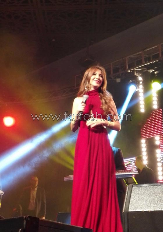 صور نانسي عجرم تشعل أجواء المغرب وتتألق بفستان احمر يفيض انوثة واناقة صورة رقم 6 صور نانسي عجرم تشعل أجواء المغرب وتتألق بفستان احمر يفيض انوثة واناقة صورة رقم 6