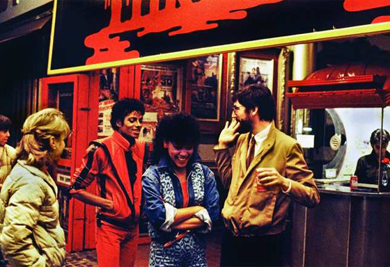 هكذا حطم مايكل جاكسون كل المقاييس العالمية في الاغاني عام 1983 صورة رقم 1 هكذا حطم مايكل جاكسون كل المقاييس العالمية في الاغاني عام 1983 صورة رقم 1