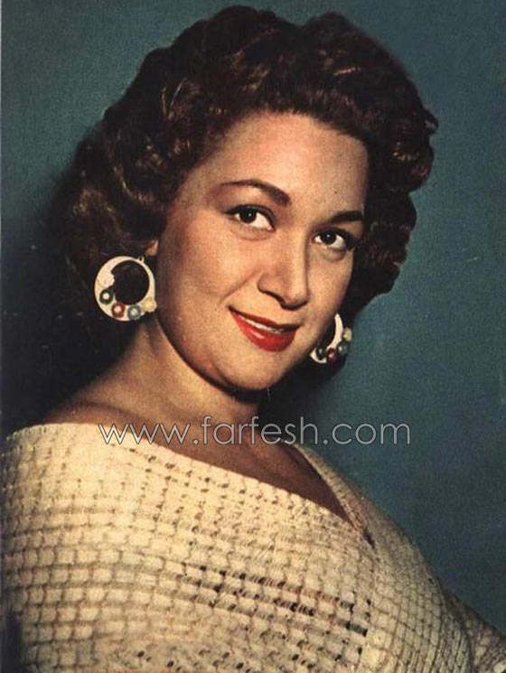صور فنانات تركن أزواجهن بسبب مشاهد اباحية في السينما صورة رقم 3