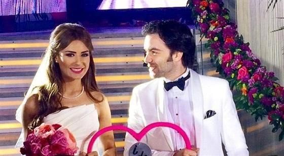 فنانون ومشاهير ودعوا العزوبية بأعراس تميزت بالفخامة والترف عام 2015 صورة رقم 7 فنانون ومشاهير ودعوا العزوبية بأعراس تميزت بالفخامة والترف عام 2015 صورة رقم 7