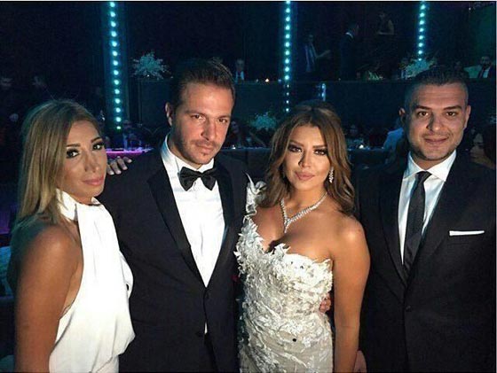 فنانون ومشاهير ودعوا العزوبية بأعراس تميزت بالفخامة والترف عام 2015 صورة رقم 20 فنانون ومشاهير ودعوا العزوبية بأعراس تميزت بالفخامة والترف عام 2015 صورة رقم 20