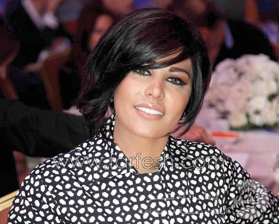 فيديو شمس الكويتية تسب صديقتها بـ (لفظ خارج) والجمهور يعترض ويهاجمها صورة رقم 6 فيديو شمس الكويتية تسب صديقتها بـ (لفظ خارج) والجمهور يعترض ويهاجمها صورة رقم 6