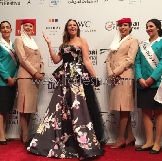صور الفنانات في مهرجان دبي السينمائي: اطلالات جميلة وأخرى سيئة! صورة رقم 11 صور الفنانات في مهرجان دبي السينمائي: اطلالات جميلة وأخرى سيئة! صورة رقم 11