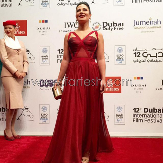 صور الفنانات في مهرجان دبي السينمائي: اطلالات جميلة وأخرى سيئة! صورة رقم 12 صور الفنانات في مهرجان دبي السينمائي: اطلالات جميلة وأخرى سيئة! صورة رقم 12