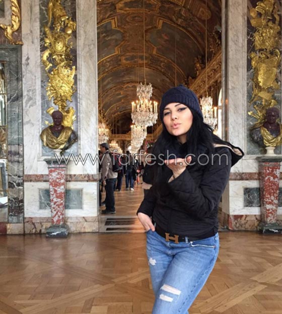 فيديو حنان الخضر تعود من فرنسا: انيس يعانقها ورفاييل يبعده عنها! صورة رقم 3 فيديو حنان الخضر تعود من فرنسا: انيس يعانقها ورفاييل يبعده عنها! صورة رقم 3