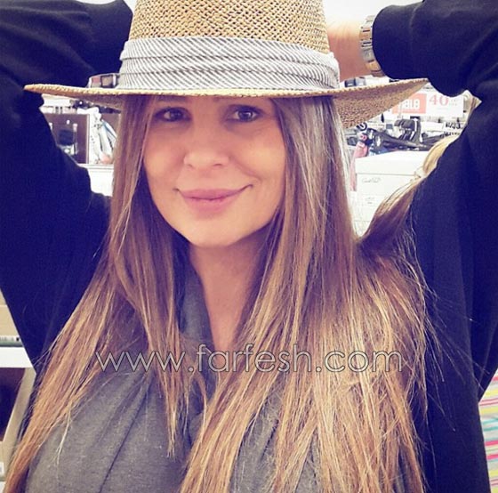صور تالا ابنة الفنانة اللبنانية كارول سماحة تسرق قلوب المعجبين صورة رقم 8 صور تالا ابنة الفنانة اللبنانية كارول سماحة تسرق قلوب المعجبين صورة رقم 8