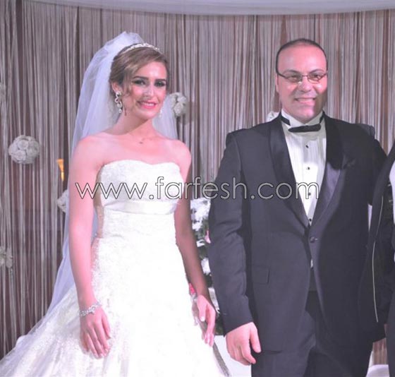 مفاجآت عام 2015.. فنانون مصريون بين الاتصال والانفصال صورة رقم 15 مفاجآت عام 2015.. فنانون مصريون بين الاتصال والانفصال صورة رقم 15