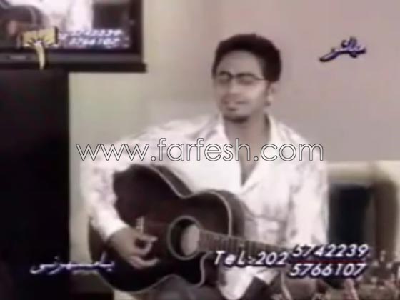 فيديو نادر: تامر حسني في بداياته يغني للهضبة عمرو دياب (بعد الليالي) صورة رقم 2 فيديو نادر: تامر حسني في بداياته يغني للهضبة عمرو دياب (بعد الليالي) صورة رقم 2