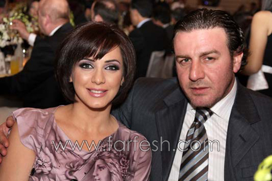 عام 2015 يغرق في الاشاعات حول الفنانين.. زواجهم وطلاقهم ونكباتهم صورة رقم 4 عام 2015 يغرق في الاشاعات حول الفنانين.. زواجهم وطلاقهم ونكباتهم صورة رقم 4