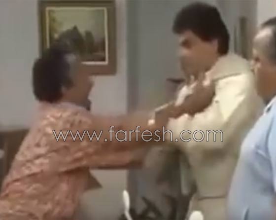 فيديو نادر: صلاح السعدني يضرب عمرو دياب ويطرده من منزله قبل 30 عاما! صورة رقم 6 فيديو نادر: صلاح السعدني يضرب عمرو دياب ويطرده من منزله قبل 30 عاما! صورة رقم 6