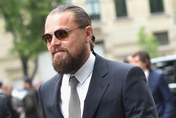 شاهد كيف تحول دي كابريو الى رجل اخر بعد مهاجمة الدب له في فيلمه الجديد صورة رقم 4 شاهد كيف تحول دي كابريو الى رجل اخر بعد مهاجمة الدب له في فيلمه الجديد صورة رقم 4