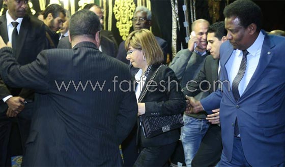 صور عادل امام ويسرا يسببان أزمة في عزاء محمد حسنين هيكل صورة رقم 7 صور عادل امام ويسرا يسببان أزمة في عزاء محمد حسنين هيكل صورة رقم 7