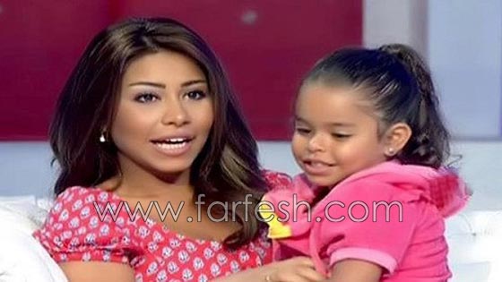 شيرين تتراجع عن قرار الاعتزال بعد 4 ايام وابنتها تعاتب الجمهور صورة رقم 6 شيرين تتراجع عن قرار الاعتزال بعد 4 ايام وابنتها تعاتب الجمهور صورة رقم 6