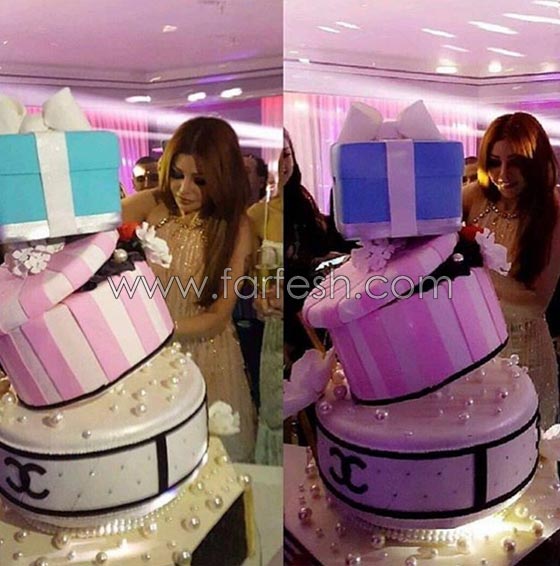 هل بلغت 50 عاما؟ فيديو وصور هيفاء وهبي ترقص تصرخ وتقفز في عيدها صورة رقم 4 هل بلغت 50 عاما؟ فيديو وصور هيفاء وهبي ترقص تصرخ وتقفز في عيدها صورة رقم 4