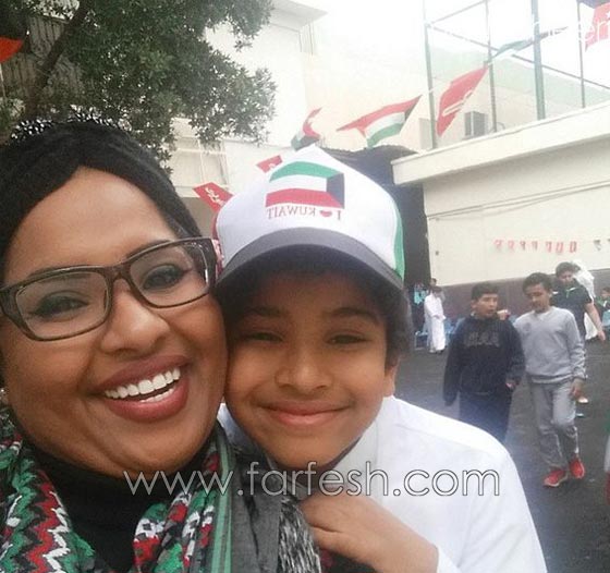 بمناسبة عيد الام: اجمل صور الفنانات العربيات مع أبنائهن وبناتهن صورة رقم 11 بمناسبة عيد الام: اجمل صور الفنانات العربيات مع أبنائهن وبناتهن صورة رقم 11