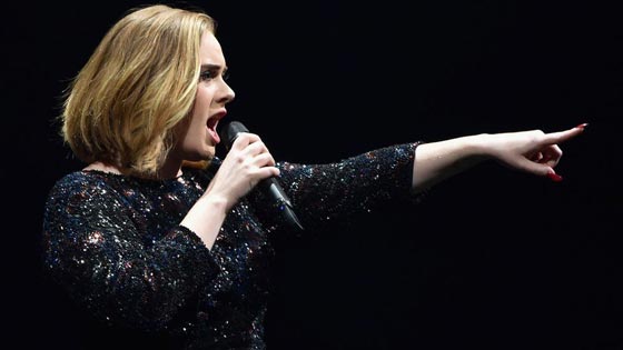 فيديو المغنية البريطانية اديل تهدي اغنيتها الى ضحايا بروكسل صورة رقم 8 فيديو المغنية البريطانية اديل تهدي اغنيتها الى ضحايا بروكسل صورة رقم 8