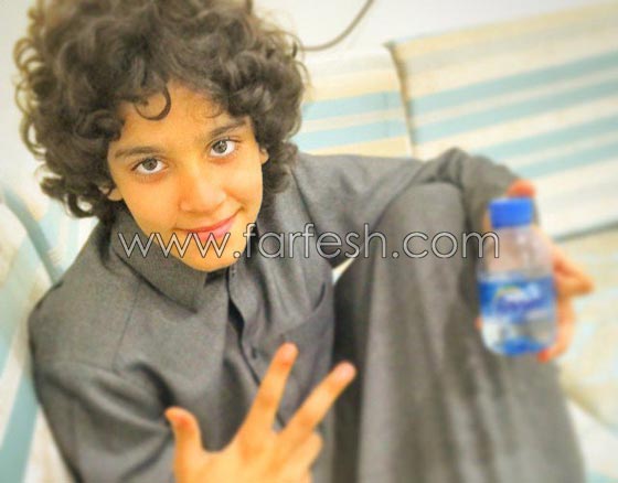 فيديو فاهد الهاجري ابن احلام يضرب مدير مدرسته بالكيك يثير استياء ونقدا ليس في محله! صورة رقم 5 فيديو فاهد الهاجري ابن احلام يضرب مدير مدرسته بالكيك يثير استياء ونقدا ليس في محله! صورة رقم 5