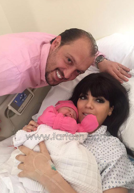 صور: نادين سلامة مع طفلتها (انابيلا)، فهل ستعتزل الفن؟ صورة رقم 2 صور: نادين سلامة مع طفلتها (انابيلا)، فهل ستعتزل الفن؟ صورة رقم 2