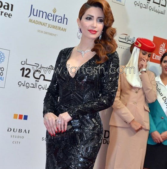 كم حصة الجمال والاناقة والازياء في نجاح النجمات وخطفهن للاضواء؟ صورة رقم 2 كم حصة الجمال والاناقة والازياء في نجاح النجمات وخطفهن للاضواء؟ صورة رقم 2