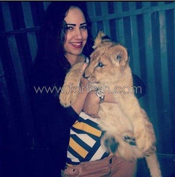 نجمات لجأن الى ترويض الاسود بعد فشلهن بترويض الرجال! صورة رقم 14 نجمات لجأن الى ترويض الاسود بعد فشلهن بترويض الرجال! صورة رقم 14