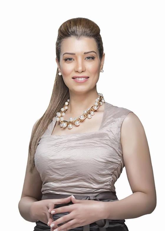 فيديو طريف: خطيب مذيعة عربية يفاجئ خطيبته ويصالحها على الهواء صورة رقم 9 فيديو طريف: خطيب مذيعة عربية يفاجئ خطيبته ويصالحها على الهواء صورة رقم 9