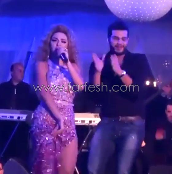 فيديو ميريام فارس مع شاب يتحداها في الرقص.. من منهما غلب الآخر؟ صورة رقم 4 فيديو ميريام فارس مع شاب يتحداها في الرقص.. من منهما غلب الآخر؟ صورة رقم 4