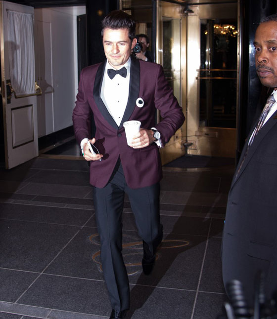 كايتي بيري باطلالة من دار برادا.. مختلفة تماما عما تعرفونها صورة رقم 9 كايتي بيري باطلالة من دار برادا.. مختلفة تماما عما تعرفونها صورة رقم 9