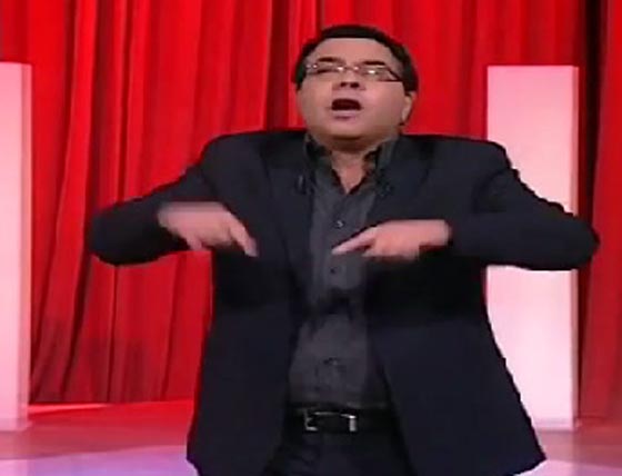 احمد آدم: حذاء أي شهيد عربي فوق راسي! والسوريون يرفضون اعتذاره  صورة رقم 4