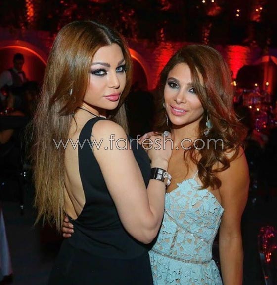 صور هيفاء وهبي في زفاف ريما فقيه تثير شكوكا بعملية تجميل جديدة! صورة رقم 3 صور هيفاء وهبي في زفاف ريما فقيه تثير شكوكا بعملية تجميل جديدة! صورة رقم 3