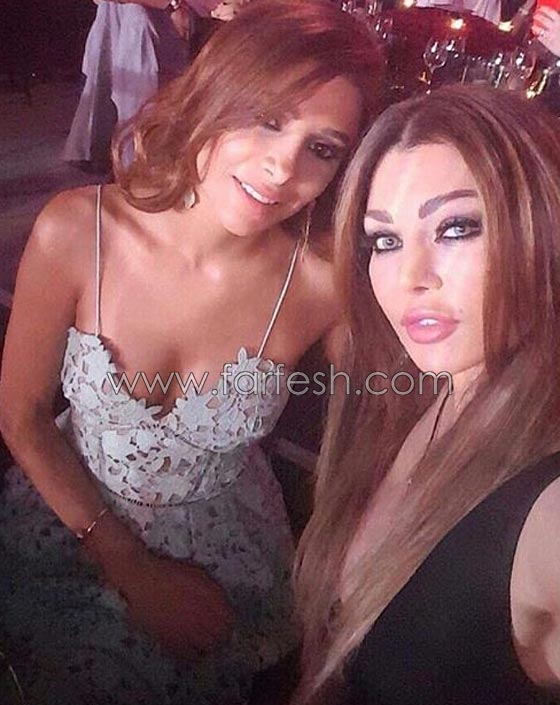 صور هيفاء وهبي في زفاف ريما فقيه تثير شكوكا بعملية تجميل جديدة! صورة رقم 9 صور هيفاء وهبي في زفاف ريما فقيه تثير شكوكا بعملية تجميل جديدة! صورة رقم 9