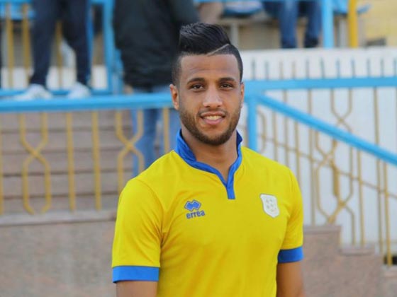 صور احمد السقا ينافس اسلام جمال في مباراة كرة قدم صورة رقم 9 صور احمد السقا ينافس اسلام جمال في مباراة كرة قدم صورة رقم 9