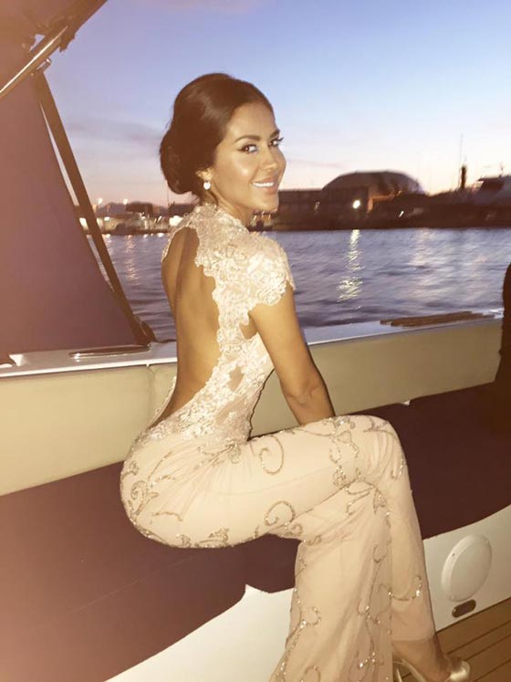 فنانة عالمية تتجاهل وزير الإعلام السوري وتفضل عليه ماسح أحذية صورة رقم 11 فنانة عالمية تتجاهل وزير الإعلام السوري وتفضل عليه ماسح أحذية صورة رقم 11