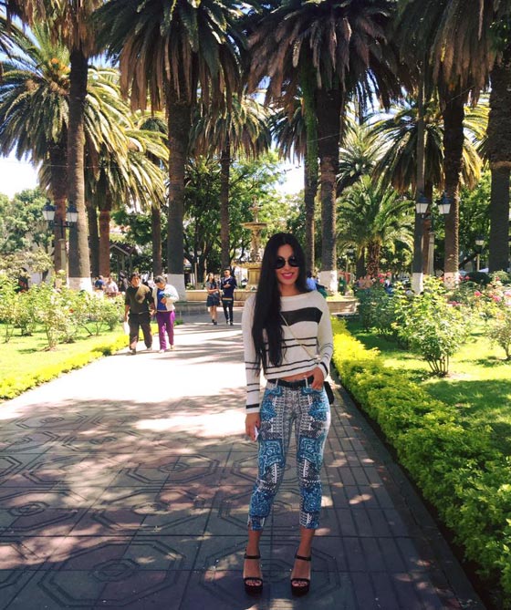 فنانة عالمية تتجاهل وزير الإعلام السوري وتفضل عليه ماسح أحذية صورة رقم 12 فنانة عالمية تتجاهل وزير الإعلام السوري وتفضل عليه ماسح أحذية صورة رقم 12