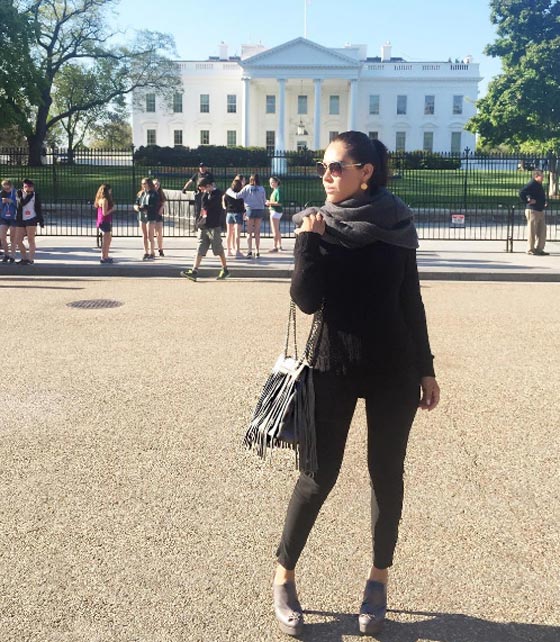 فنانة عالمية تتجاهل وزير الإعلام السوري وتفضل عليه ماسح أحذية صورة رقم 13 فنانة عالمية تتجاهل وزير الإعلام السوري وتفضل عليه ماسح أحذية صورة رقم 13