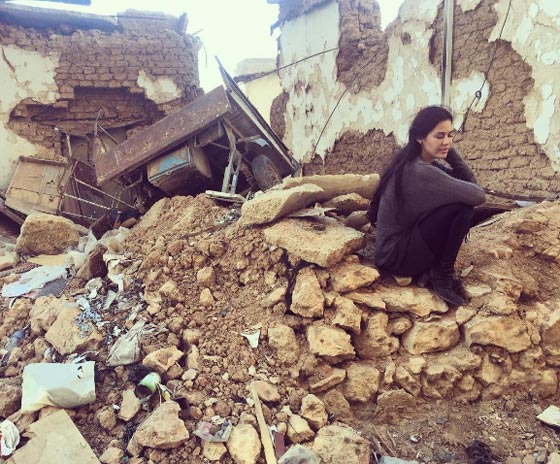 فنانة عالمية تتجاهل وزير الإعلام السوري وتفضل عليه ماسح أحذية صورة رقم 9 فنانة عالمية تتجاهل وزير الإعلام السوري وتفضل عليه ماسح أحذية صورة رقم 9