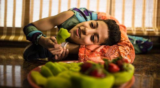 الطفل الفلسطيني محمد الشيخ يتحدى الحصار ويحلم بدخول جينيس صورة رقم 3 الطفل الفلسطيني محمد الشيخ يتحدى الحصار ويحلم بدخول جينيس صورة رقم 3