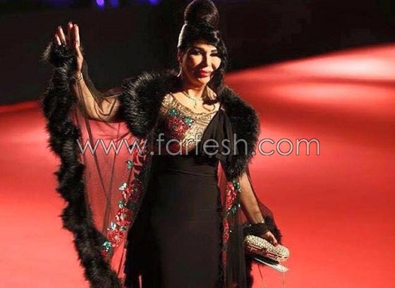 فنانات ظهرن بفساتين غريبة اثارت السخرية، منهن يسرا ومريم حسين صورة رقم 7 فنانات ظهرن بفساتين غريبة اثارت السخرية، منهن يسرا ومريم حسين صورة رقم 7