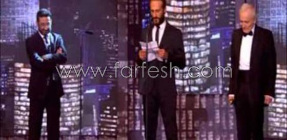 حليمة بولند تحرج اعلاميا لبنانيا حاول تقبيلها.. شاهد الفيديو صورة رقم 9 حليمة بولند تحرج اعلاميا لبنانيا حاول تقبيلها.. شاهد الفيديو صورة رقم 9