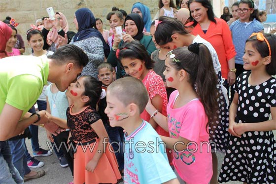 رمضان كريم.. محمد عساف يتكفل بعشرين طفلا من قرية الايتام صورة رقم 10 رمضان كريم.. محمد عساف يتكفل بعشرين طفلا من قرية الايتام صورة رقم 10