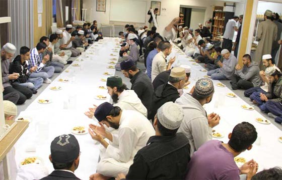 اغرب عادات الشعوب الاسلامية في شهر رمضان الفضيل صورة رقم 5