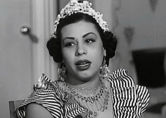 مشاكل الفنانين في رمضان: رفض القُبلة واعتبار الصيام عادة فرعونية! صورة رقم 4 مشاكل الفنانين في رمضان: رفض القُبلة واعتبار الصيام عادة فرعونية! صورة رقم 4