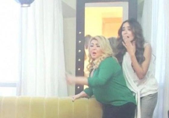 صور فنانات رامز يلعب بالنار في لقطات اكثر من محرجة صورة رقم 7 صور فنانات رامز يلعب بالنار في لقطات اكثر من محرجة صورة رقم 7