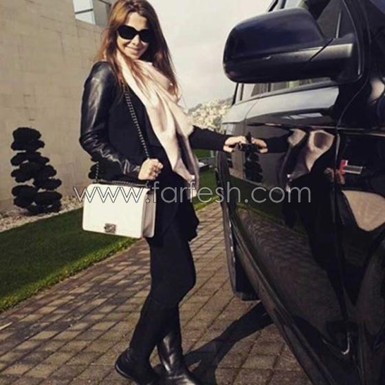 صور النجوم العرب مع سياراتهم: ماذا يمتلك كل منهم؟ صورة رقم 5 صور النجوم العرب مع سياراتهم: ماذا يمتلك كل منهم؟ صورة رقم 5