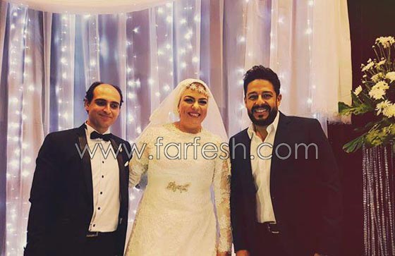 محمد حماقى يفاجئ احدى معجباته ويحقق حلمها بحضور حفل زفافها صورة رقم 2 محمد حماقى يفاجئ احدى معجباته ويحقق حلمها بحضور حفل زفافها صورة رقم 2