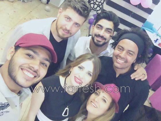 صور كنزة مرسلي مع نجوم ستار اكاديمي يحتفلون بعيد ميلادها صورة رقم 14 صور كنزة مرسلي مع نجوم ستار اكاديمي يحتفلون بعيد ميلادها صورة رقم 14