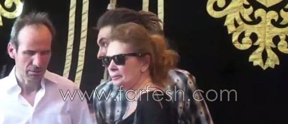 صور: يسرا تستقبل المعزين في وفاة عم زوجها الكابتن طارق سليم صورة رقم 5 صور: يسرا تستقبل المعزين في وفاة عم زوجها الكابتن طارق سليم صورة رقم 5