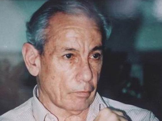 صور: يسرا تستقبل المعزين في وفاة عم زوجها الكابتن طارق سليم صورة رقم 18 صور: يسرا تستقبل المعزين في وفاة عم زوجها الكابتن طارق سليم صورة رقم 18