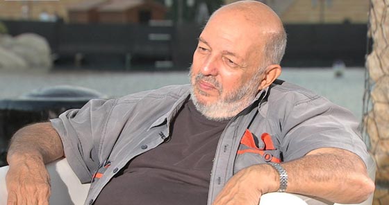 وداعاً خان.. وفاة المخرج المصري محمد خان إثر أزمة صحية مفاجئة صورة رقم 2 وداعاً خان.. وفاة المخرج المصري محمد خان إثر أزمة صحية مفاجئة صورة رقم 2