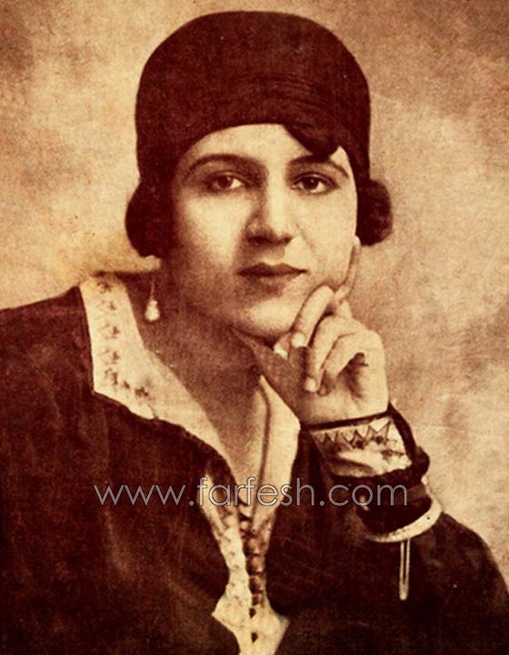 مشاهير بينهم ملك، رئيس وفنانين تورطوا بـ (أبناء غير شرعيين)! صورة رقم 4 مشاهير بينهم ملك، رئيس وفنانين تورطوا بـ (أبناء غير شرعيين)! صورة رقم 4